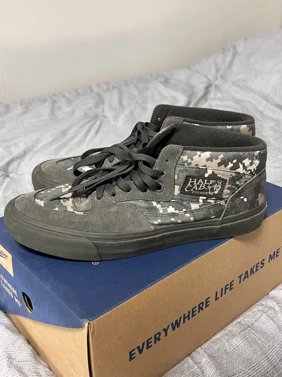 반스 더블탭스 하프캡 275 wtaps vans